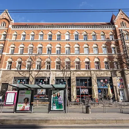 Apartment Elizabeth In The Heart Of Budapest
